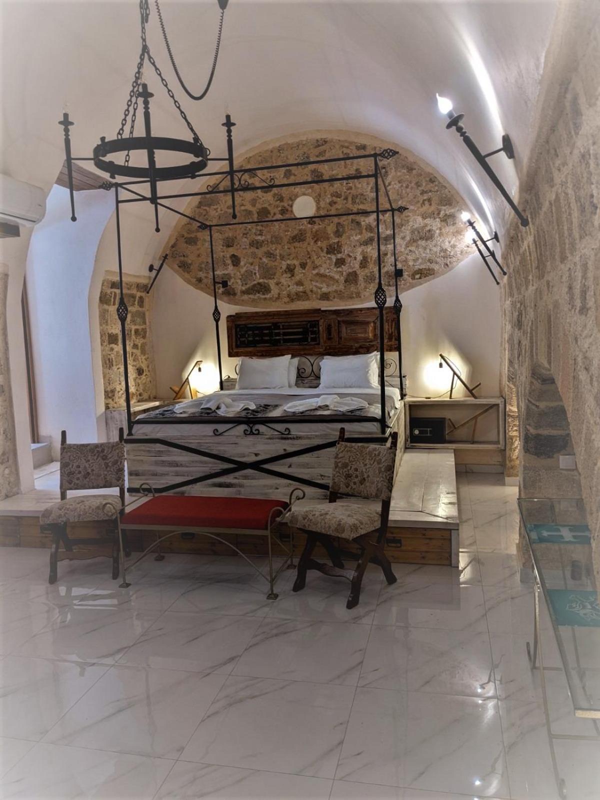 Hotel Cava D'oro 2*